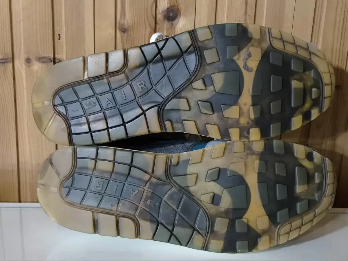 thumbnail-7